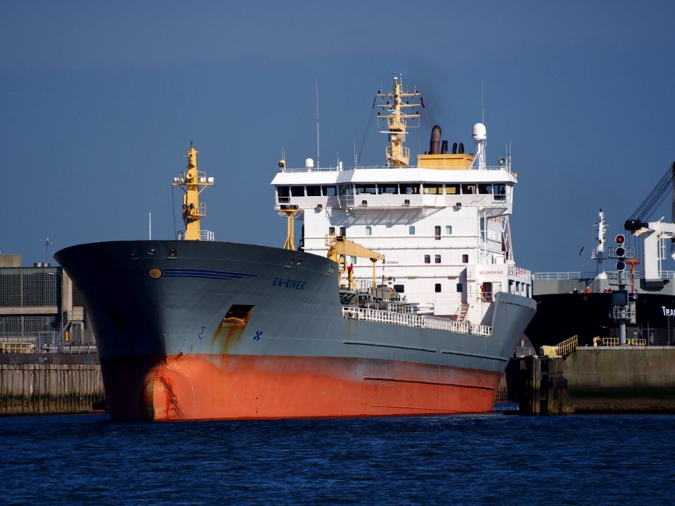 EK-RIVER, IMO 9056868 at locks of IJmuiden, Port of Amsterdam, pic1