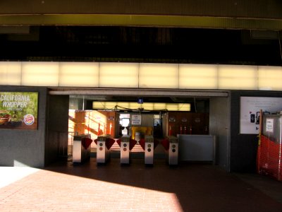 El Cerrito Plaza Station 2780 11