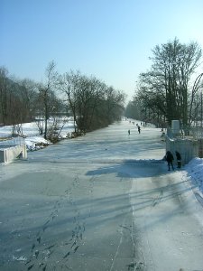 Eichstätt - Vereiste Altmühl 2017-01-29 -Blick von Willibaldsbrücke (2)