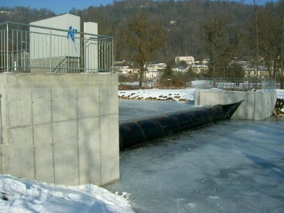 Eichstätt - Vereiste Altmühl 2017-01-29 -Wehr Willibaldsbrücke (2)