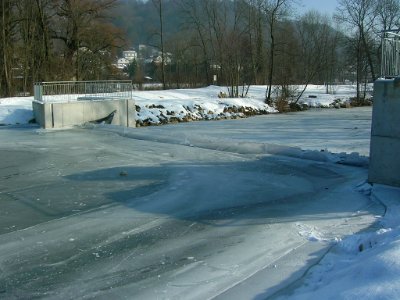 Eichstätt - Vereiste Altmühl 2017-01-29 -Wehr Willibaldsbrücke (3)