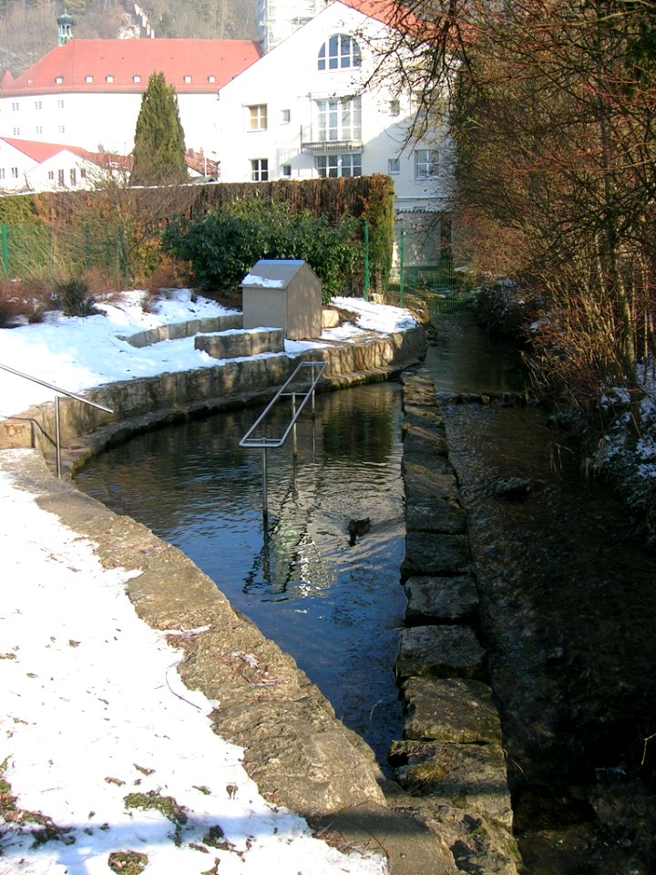Eichstätt - Vereiste Altmühl 2017-01-29 -eisfreie Kneippanlage