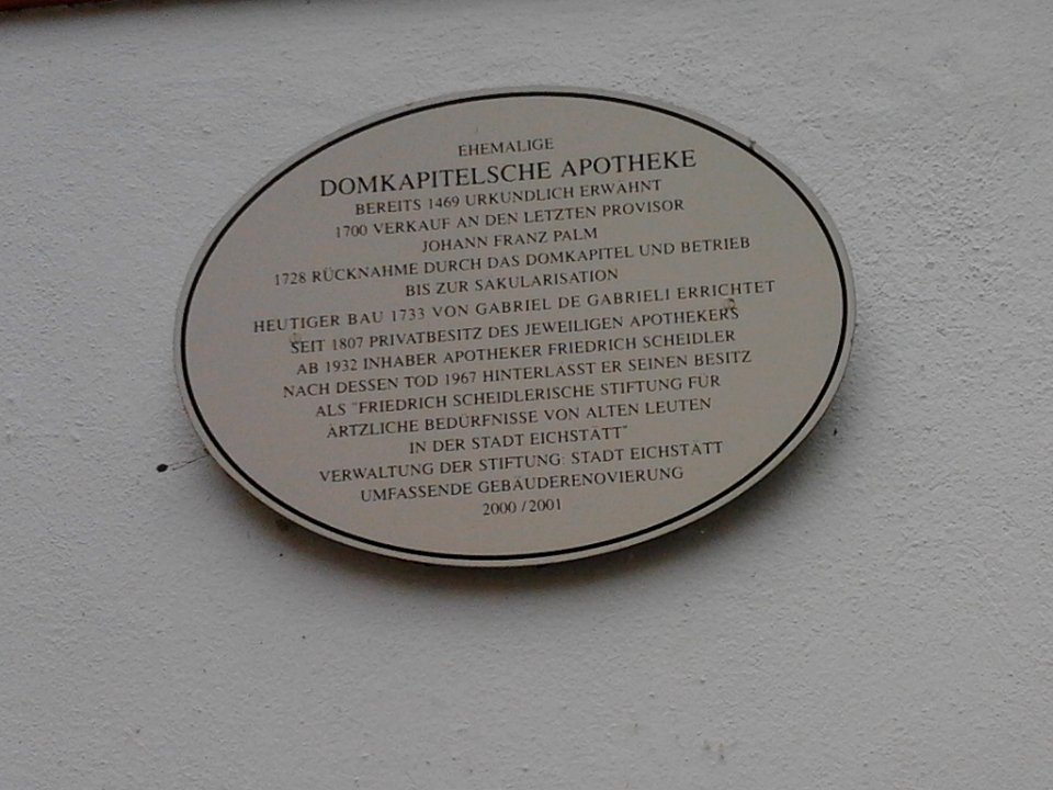 Eichstätt Domplatz 16 -Infotafel