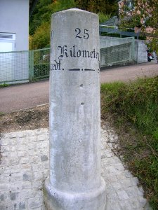 Eichstätt Ingolstädter Str -Kilometerstein (2)