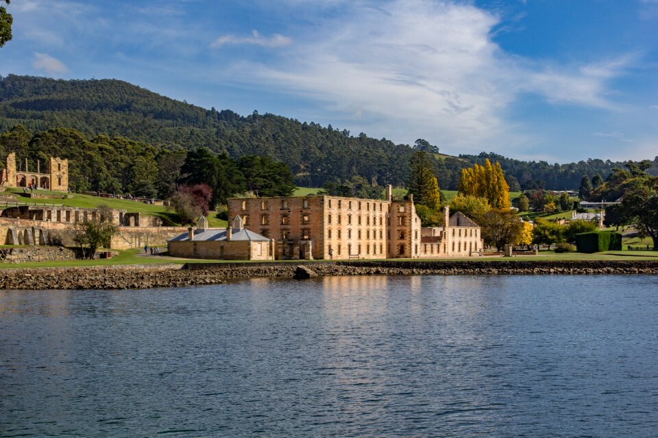 Convicts colony building