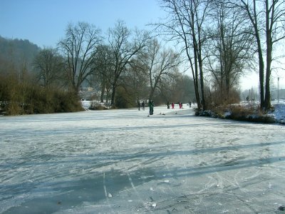 Eichstätt - Vereiste Altmühl 2017-01-29 -Zwischen Wehr und Badsteg (6)