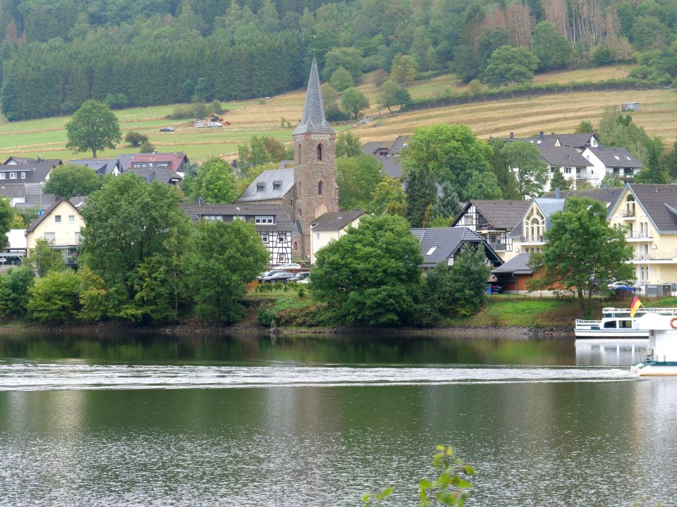 Einruhr from other side of the Rur 01