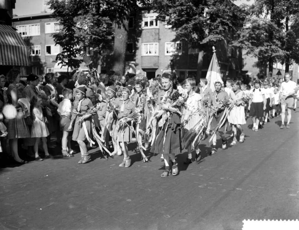 Einde van de Avondvierdaagse te Amsterdam, Bestanddeelnr 910-4559