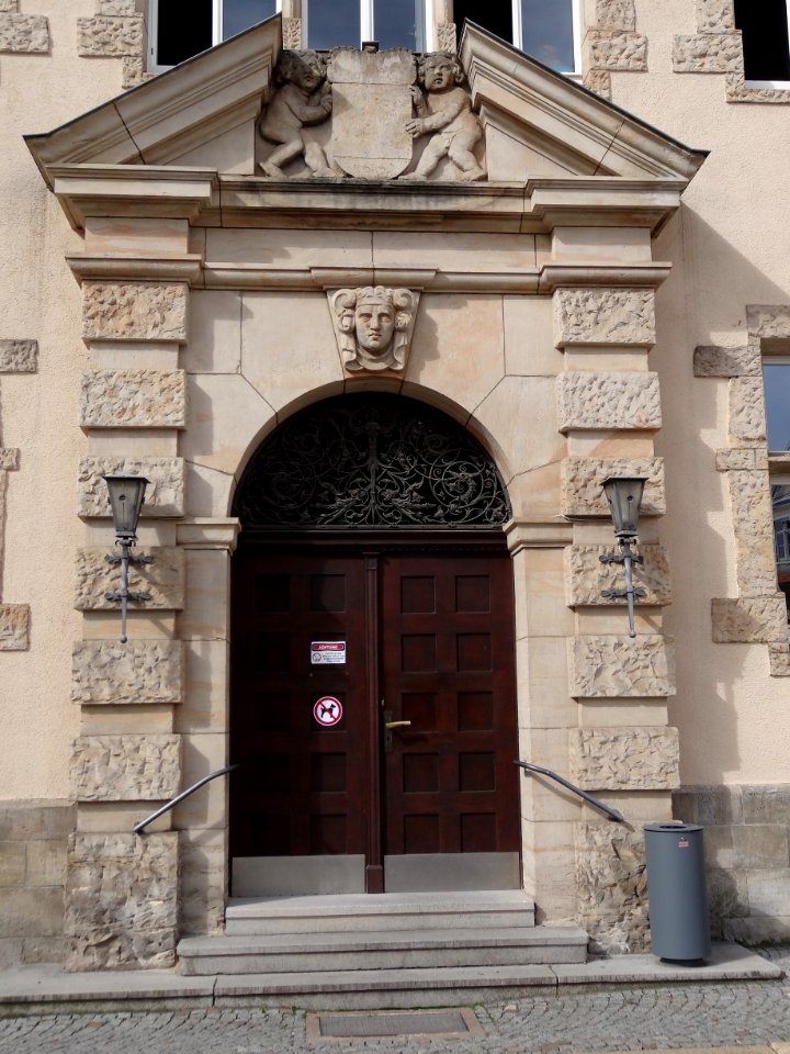 Eingang Landratsamt in Arnstadt