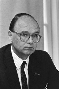 Eindrapport adviescommissie technologiebeleid o.l.v. prof. Wisse Dekker uitgebra, Bestanddeelnr 933-9634