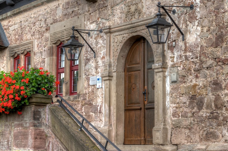 Eingang Schloss Ermschwerd, Hessen, Deutschland IMG 1623 4 5 6 7 8 9 edit