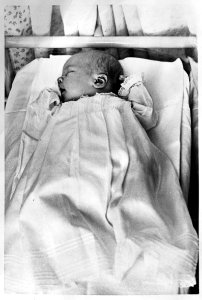 Eerste foto van prinsje (Buitenland), Bestanddeelnr 920-2814