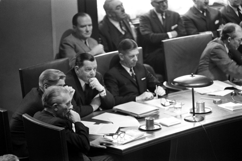 Eerste Kamer . Algemene Politiek debat begonnen. Overzicht, Bestanddeelnr 923-0611