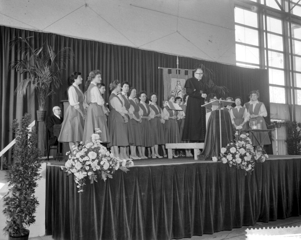 Eeuwfeest van de H Laurentius in Rotterdam, Bestanddeelnr 910-7701