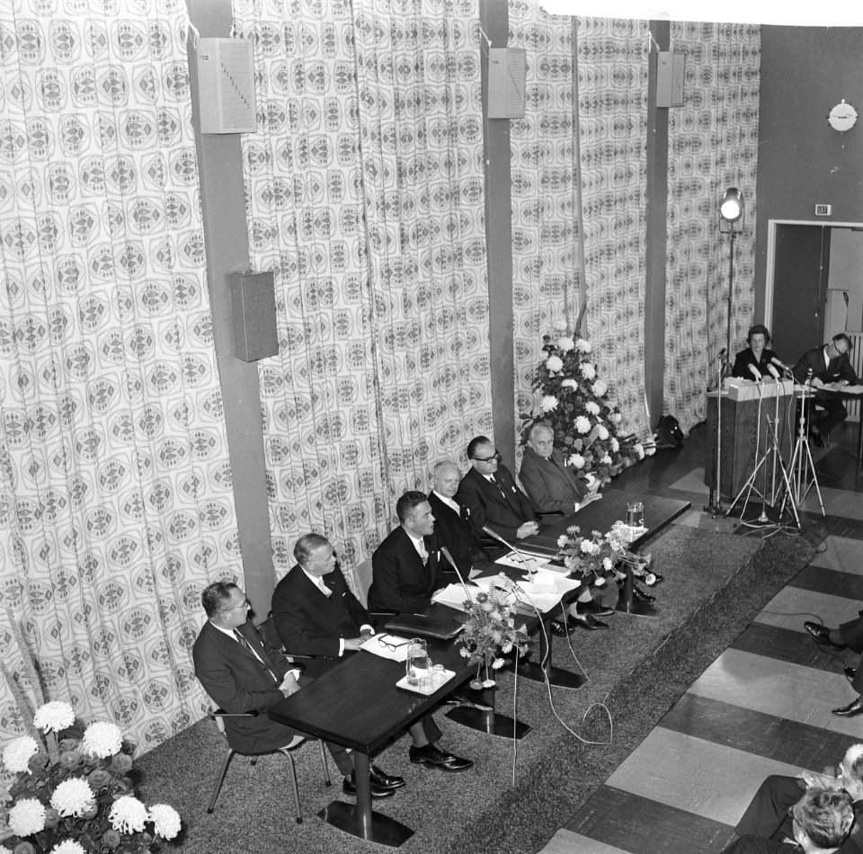 Eerste zitting Rijnmondraad, Bestanddeelnr 918-1810