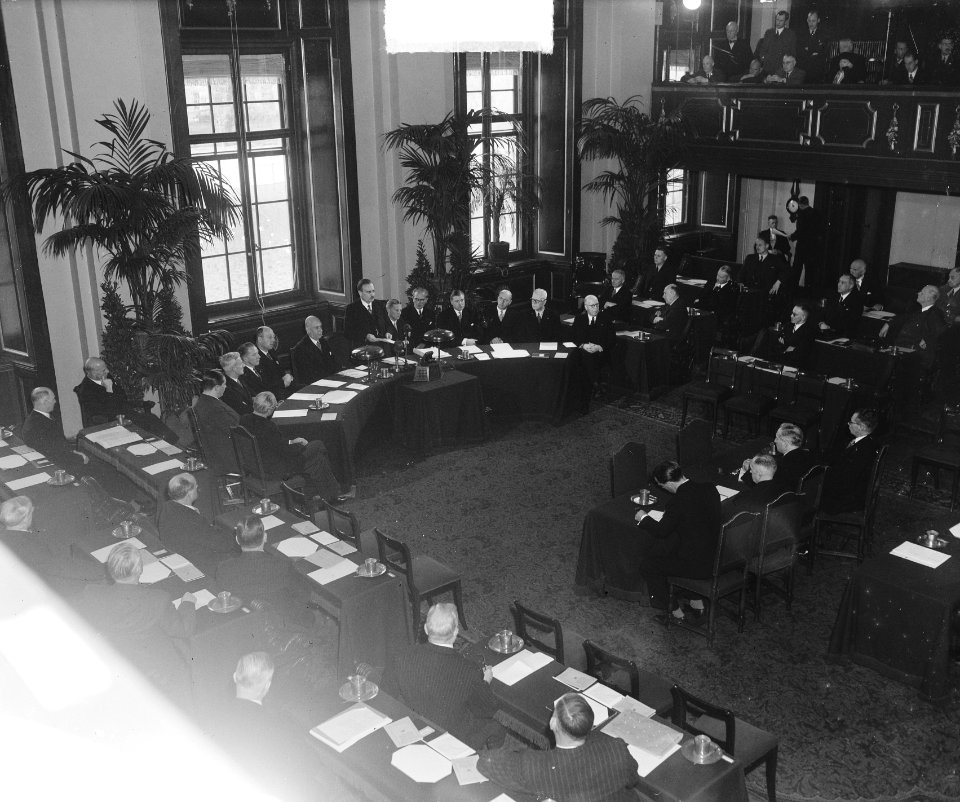 Eerste Kamer. Herdenking grondwetsafkondiging, Bestanddeelnr 903-0852