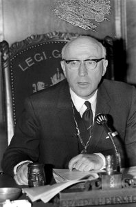 Eerste gemeenteraadsvergadering van burgemeester I. Samkalden . Burgemeester in , Bestanddeelnr 920-6260