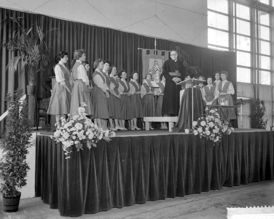 Eeuwfeest van de H Laurentius in Rotterdam, Bestanddeelnr 910-7702