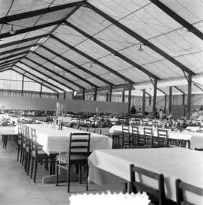 Eettent in Olympisch dorp 2000 personen, Bestanddeelnr 905-2200