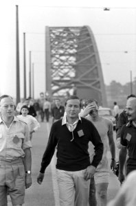 Eerste dag Vierdaagse Nijmegen. Prins Claus verlaat Nijmegen, Bestanddeelnr 920-5361