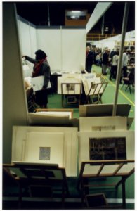 Eerste dag van de Nederlandse Antiquarenbeurs in de Beijneshal. NL-HlmNHA 54036082