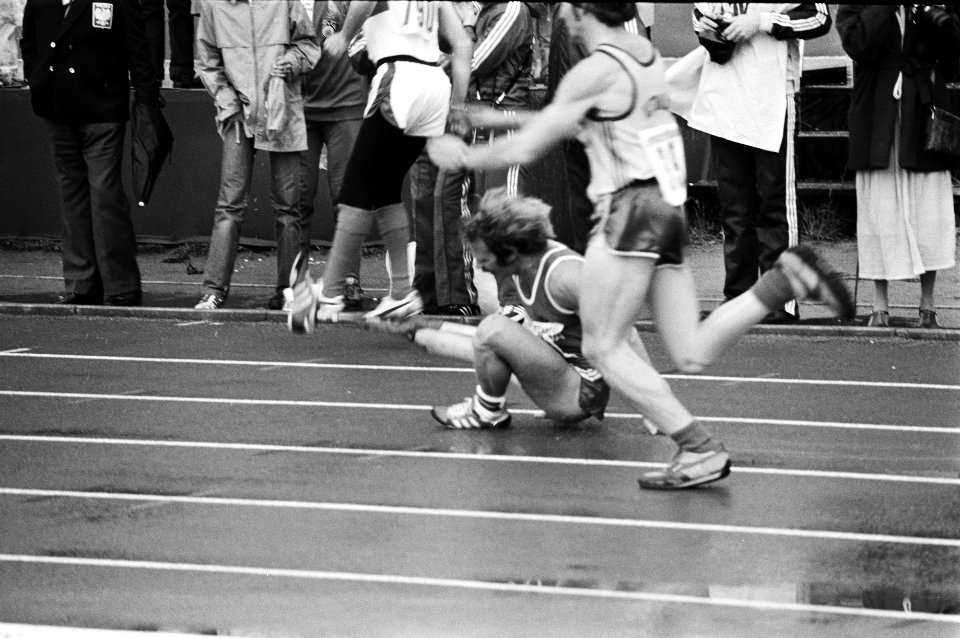 Eerste dag Olympische Spelen Gehandicapten in Arnhem 100 meter heren geamputeer, Bestanddeelnr 930-8922