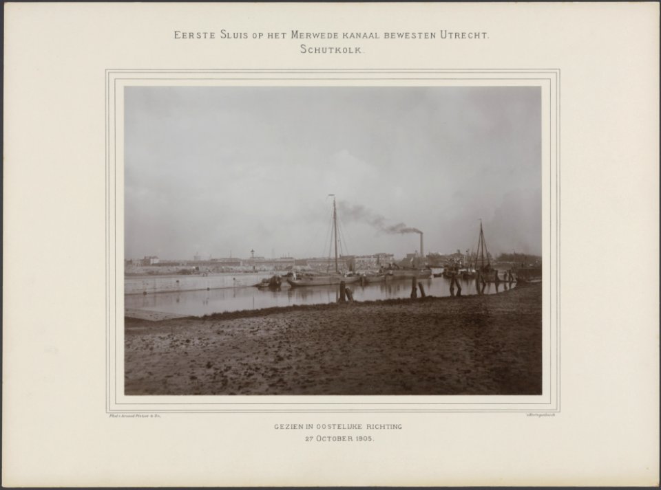 Eerste sluis op het Merwedekanaal bewesten Utrecht. Schutkolk. Gezien in oosteli, Bestanddeelnr 364
