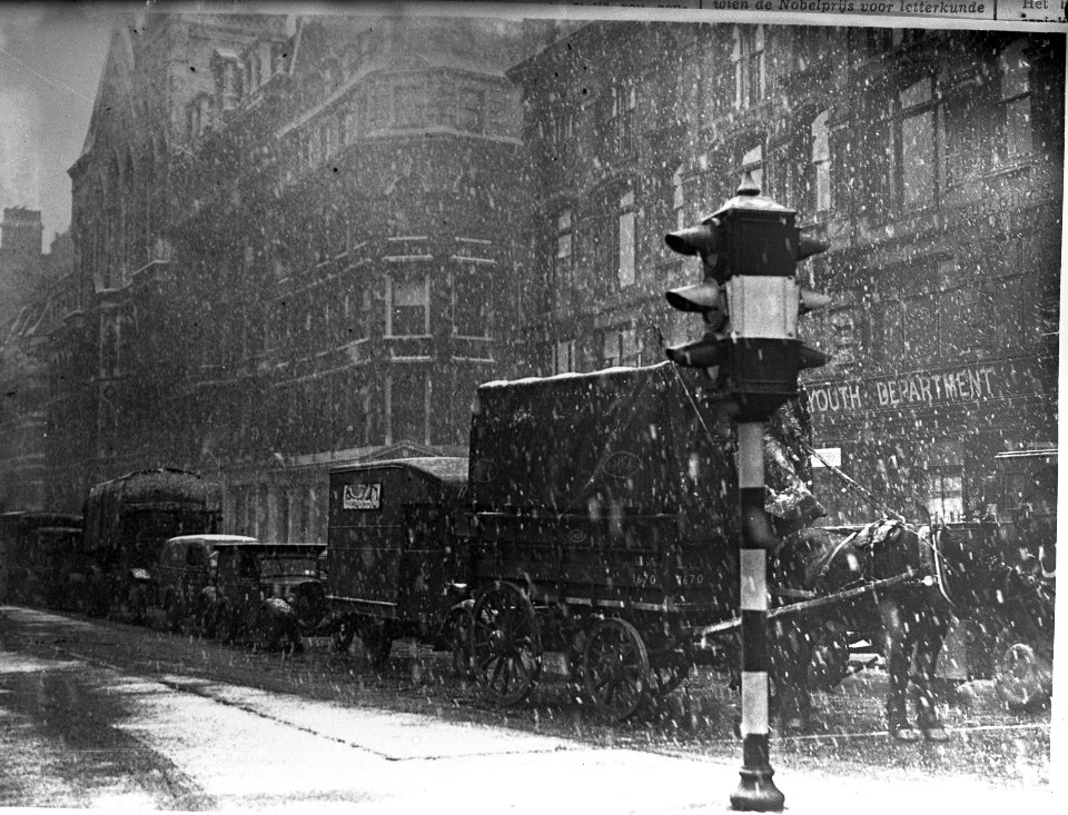 Eerste sneeuw in Londen, Bestanddeelnr 901-9747