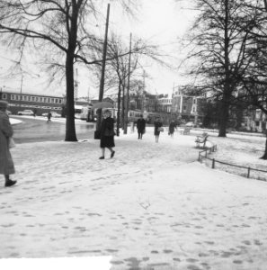 Eerste sneeuw gevallen Weteringscircuit te Amsterdam, Weteringscircuit, Bestanddeelnr 917-2042