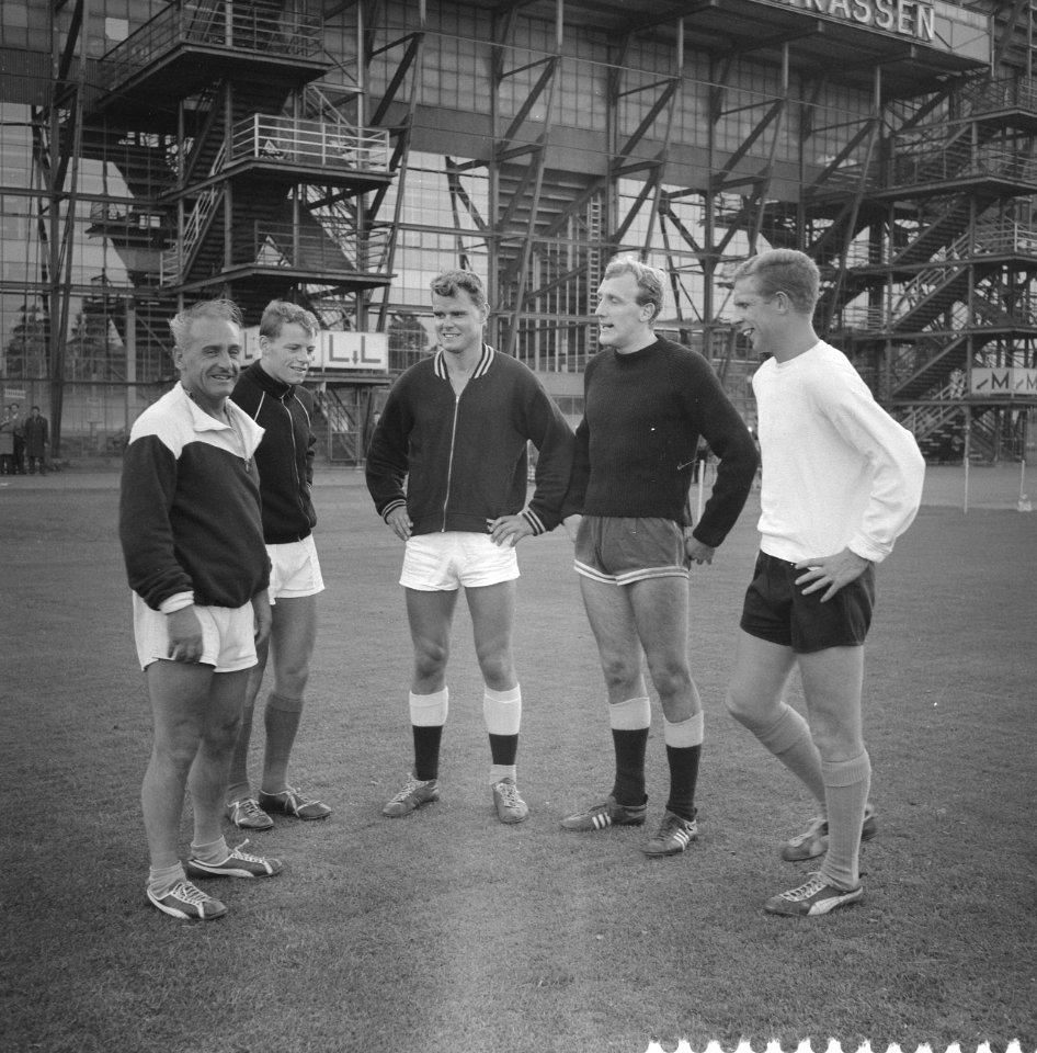 Eerste training van Feyenoord trainer Franz Fuchs, Gerard Pummy Bergholtz, Fr, Bestanddeelnr 912-8198