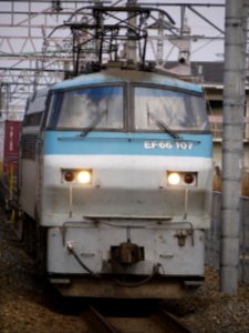 EF66 107 passing Nagaokakyo photo