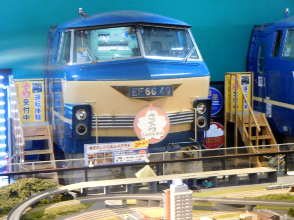 EF66 49 at The Diorama Kyoto Japan 02