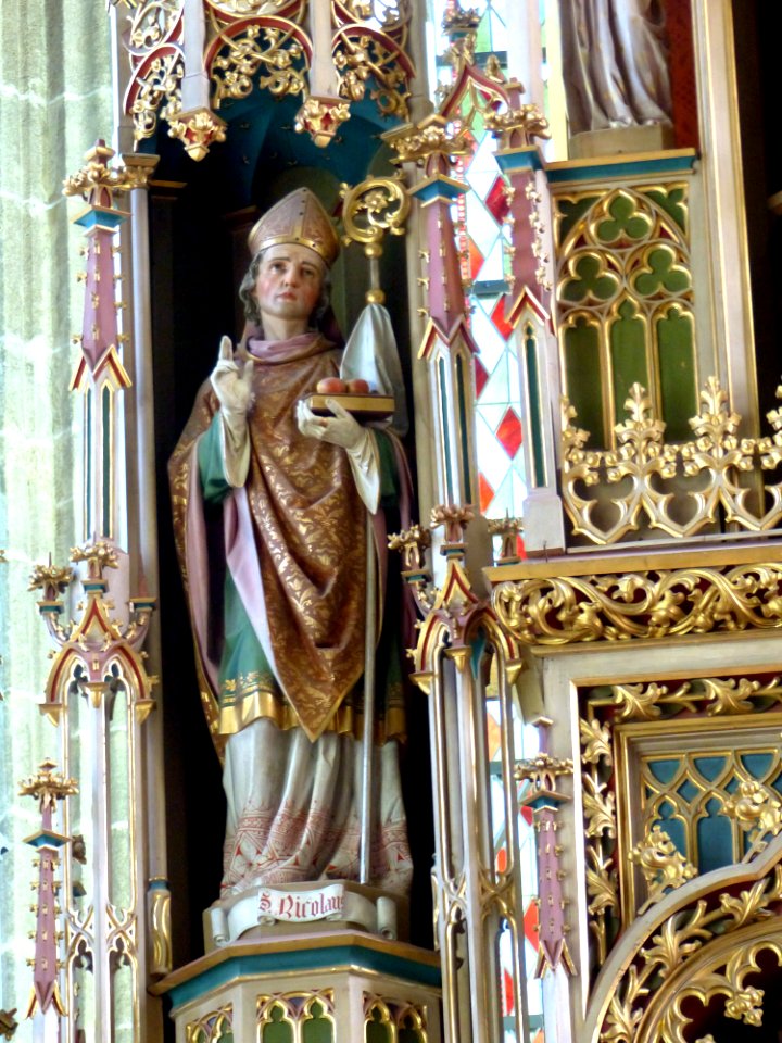 Eferding Pfarrkirche - Hochaltar 8