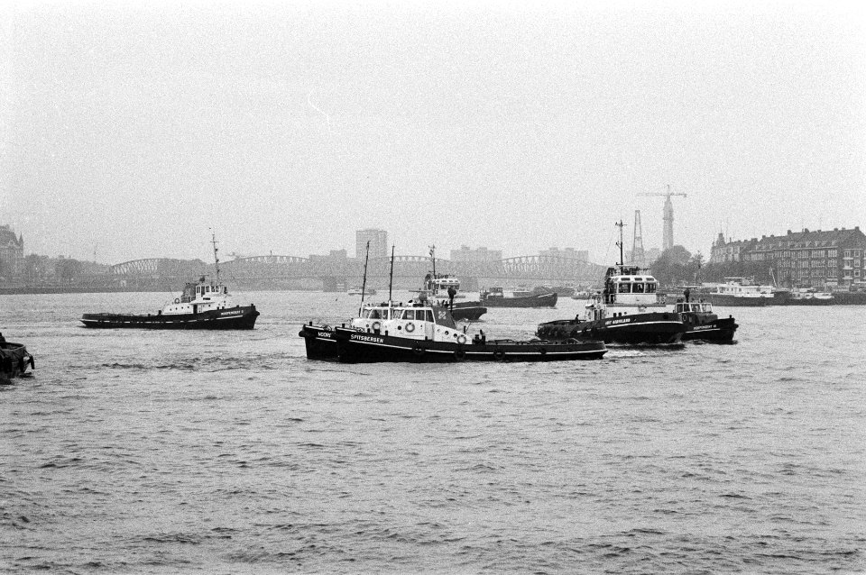 Eerste varende sleepboten, Bestanddeelnr 930-4909