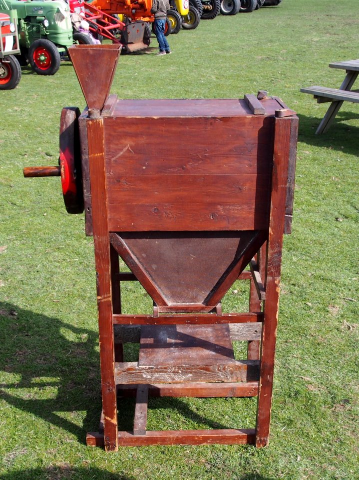 Eersteling Ambachten dag 2013, Old crafts machine, pic7