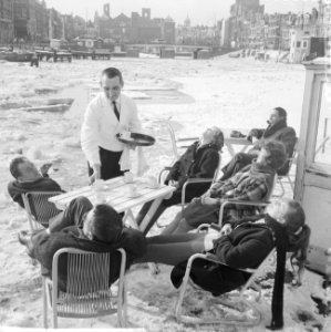Eerste zonnebaders ontdekt in Amsterdam, Bestanddeelnr 914-8502