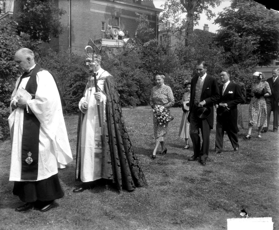 Eerste steenlegging voor de nieuwe Engelse en Amerikaanse Episcopale kerk aan de, Bestanddeelnr 904-6280