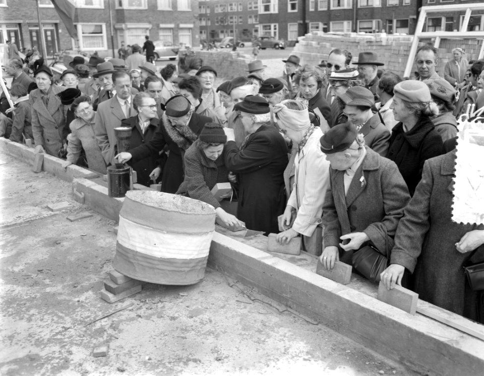 Eerste steenlegging Arminiuskerk aan de Postjeskade te Amsterdam-West, Bestanddeelnr 907-7617