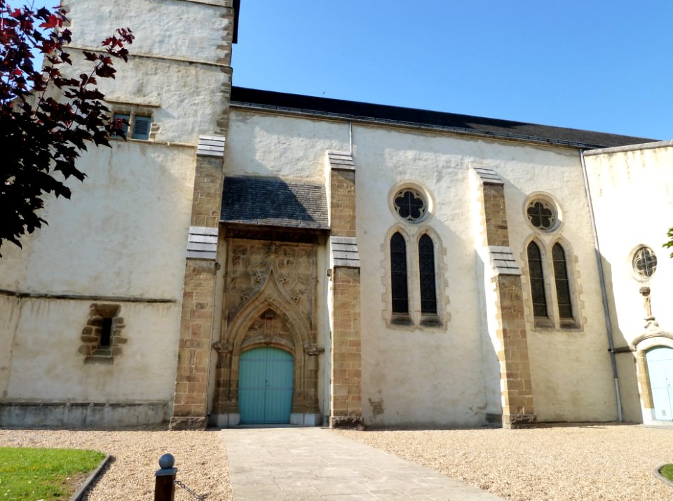 Eglise de Bruges (Pyrénées-Atlantiques) vue 4