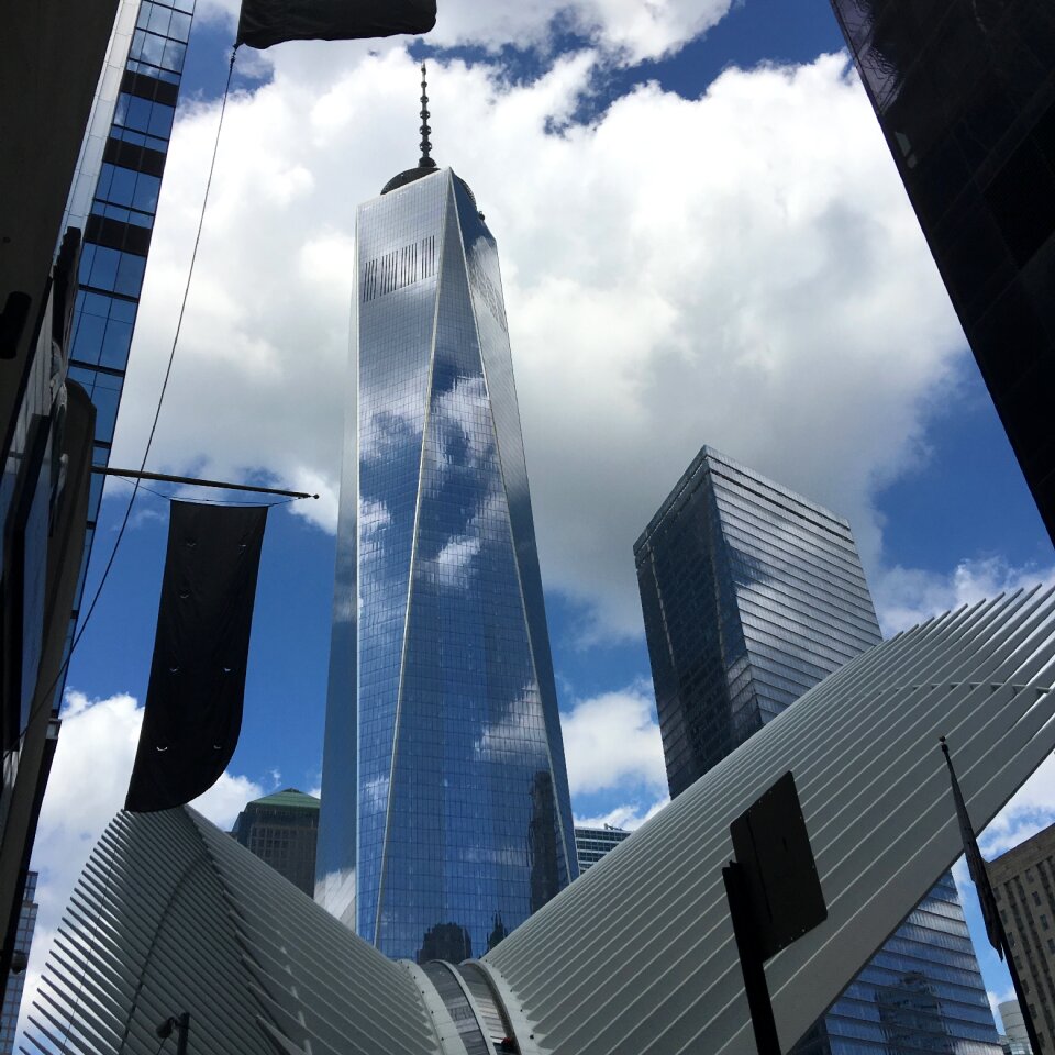 Manhatten glass memorial