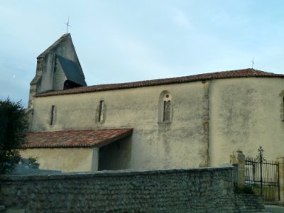 Eglise de Fichous-Riumayou vue 2