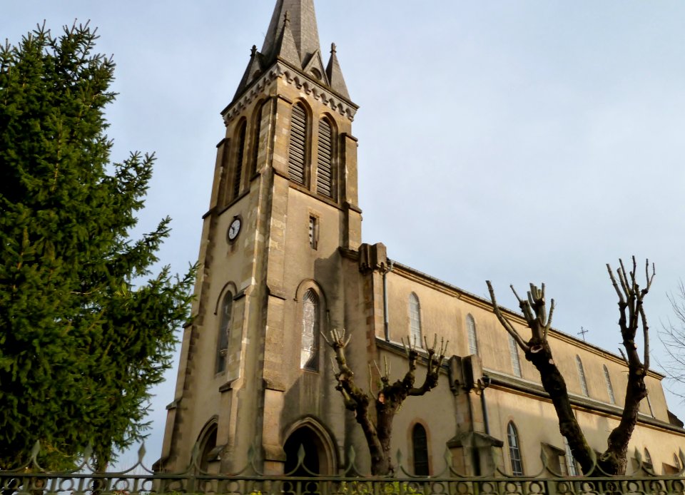 Eglise de Garlin vue 1