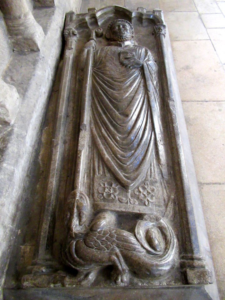 Effigy of Abbot, Peterborough 03