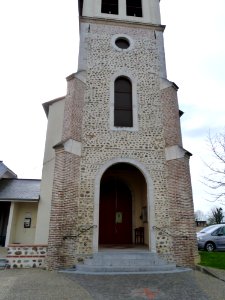 Eglise de Lasclaveries vue 4