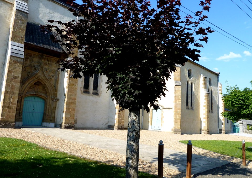 Eglise de Bruges (Pyrénées-Atlantiques) vue 3
