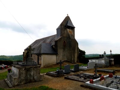 Eglise de Bassillon-Vauzé vue 2