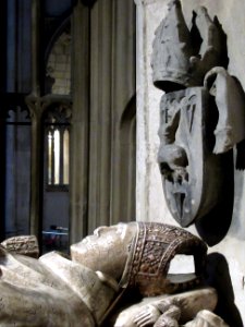 Effigy of Abbot Parker, Gloucester Cathedral