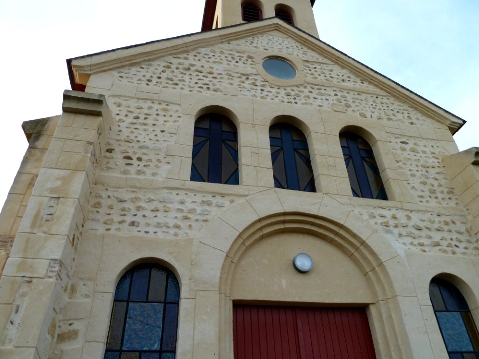 Eglise de Lonçon vue 2