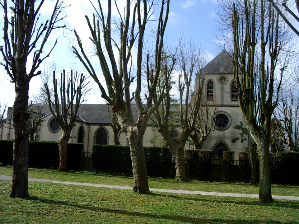 Eglise siant joseph oignies 2008 (1)