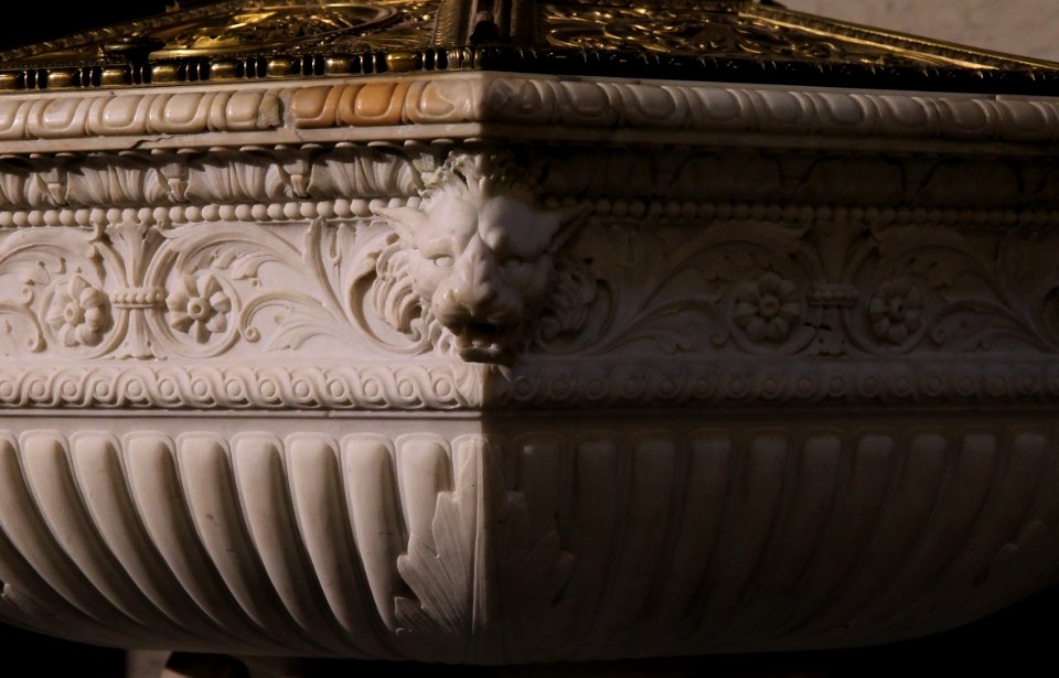 Eglise de la Madeleine Jean-Jacques-Marie Huvé Fonts Baptismaux Frise et lion 27102018